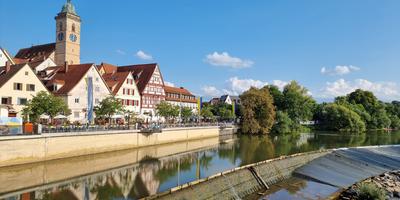 Nürtingen, Radfahrer, Esslingen, Geldbeutel, Raub, Unbekannter, Jährigen, Kreis, Unbekannten, Jähriger